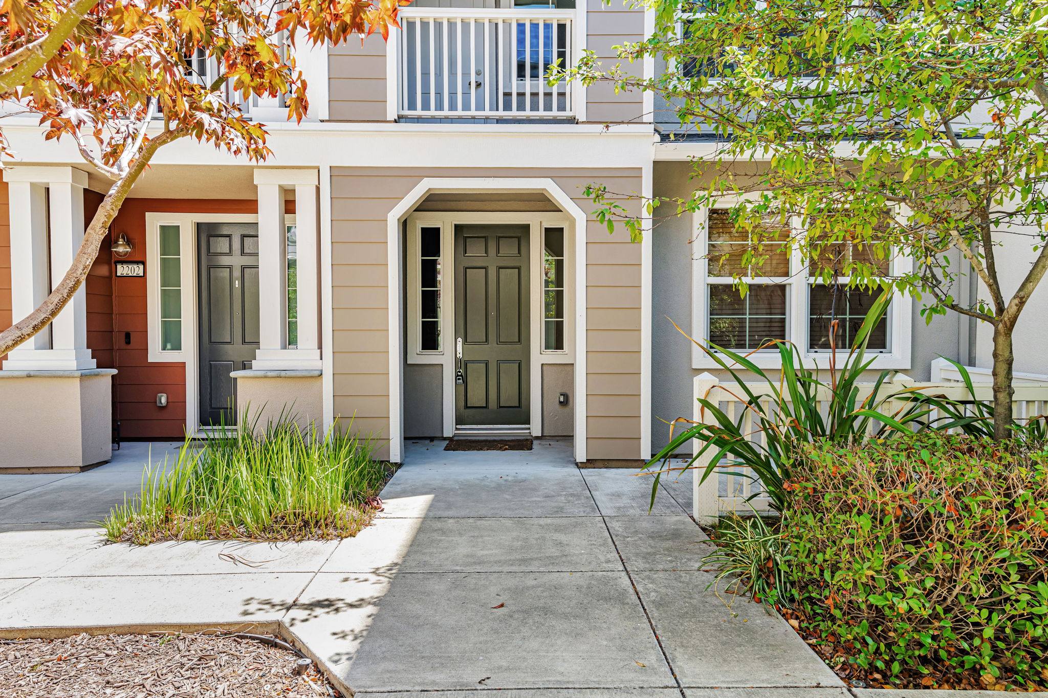 The welcoming front entry of a Bay Vista–managed townhome.